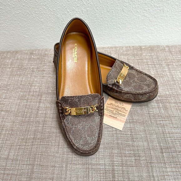 Women Coach Olive Embossed Leather Chestnut, slip on, loafer shoes - 6.5 B - EUC - Picture 1 of 8